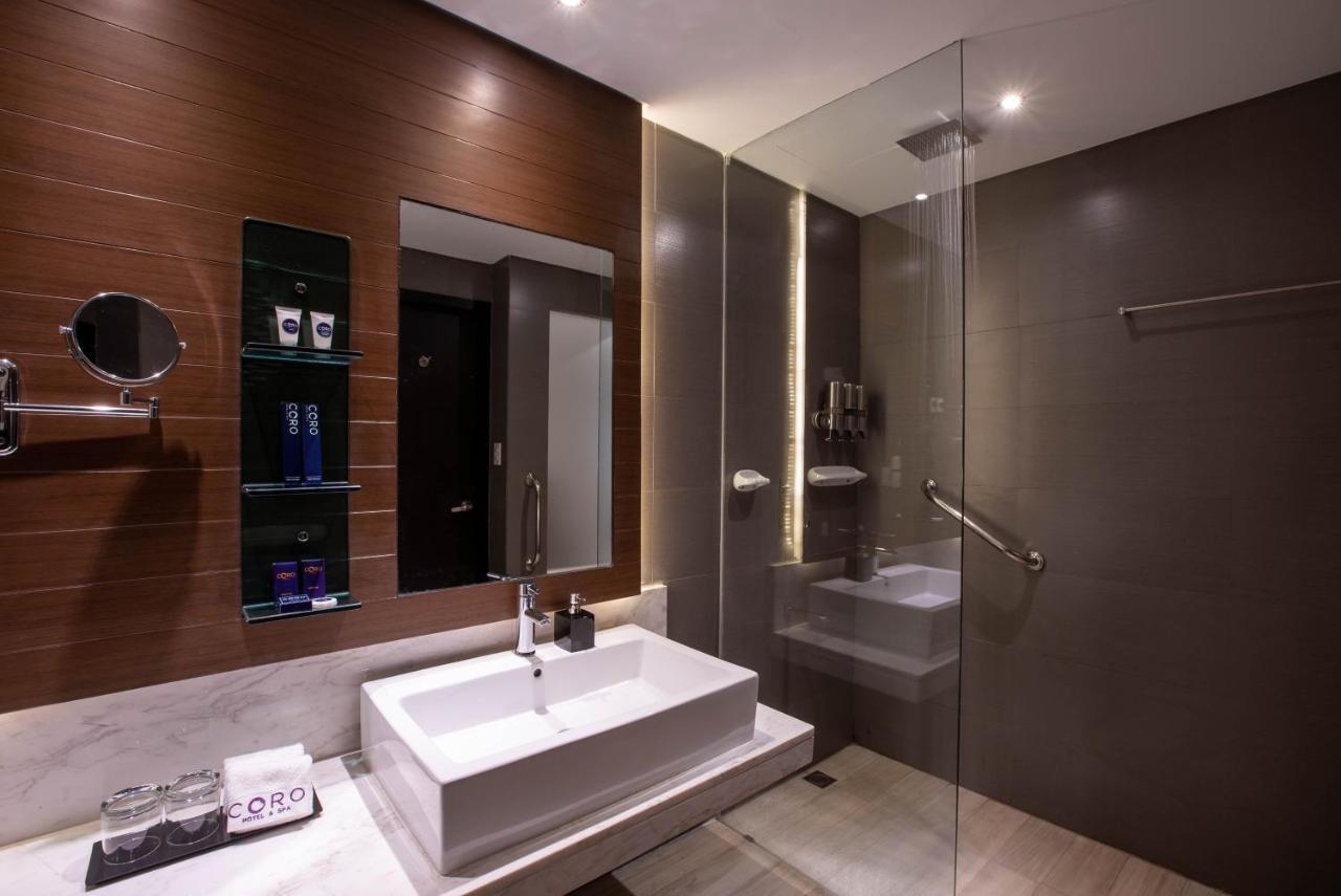 Coro Hotel Makati City Ngoại thất bức ảnh