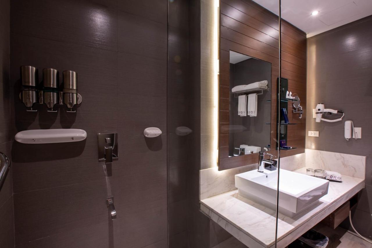Coro Hotel Makati City Ngoại thất bức ảnh