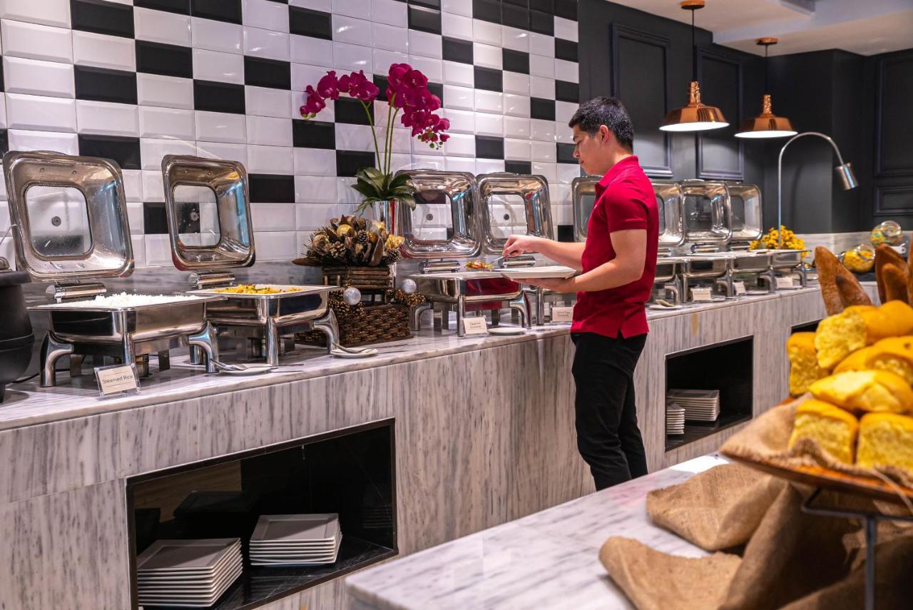 Coro Hotel Makati City Ngoại thất bức ảnh